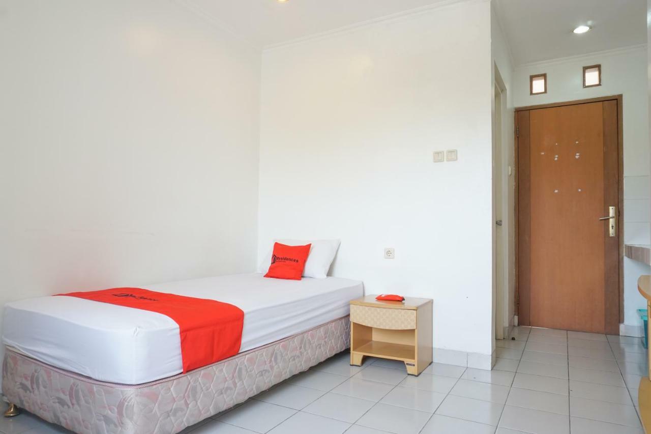 Residences By Reddoorz Near Maranatha University Bandung Exterior foto