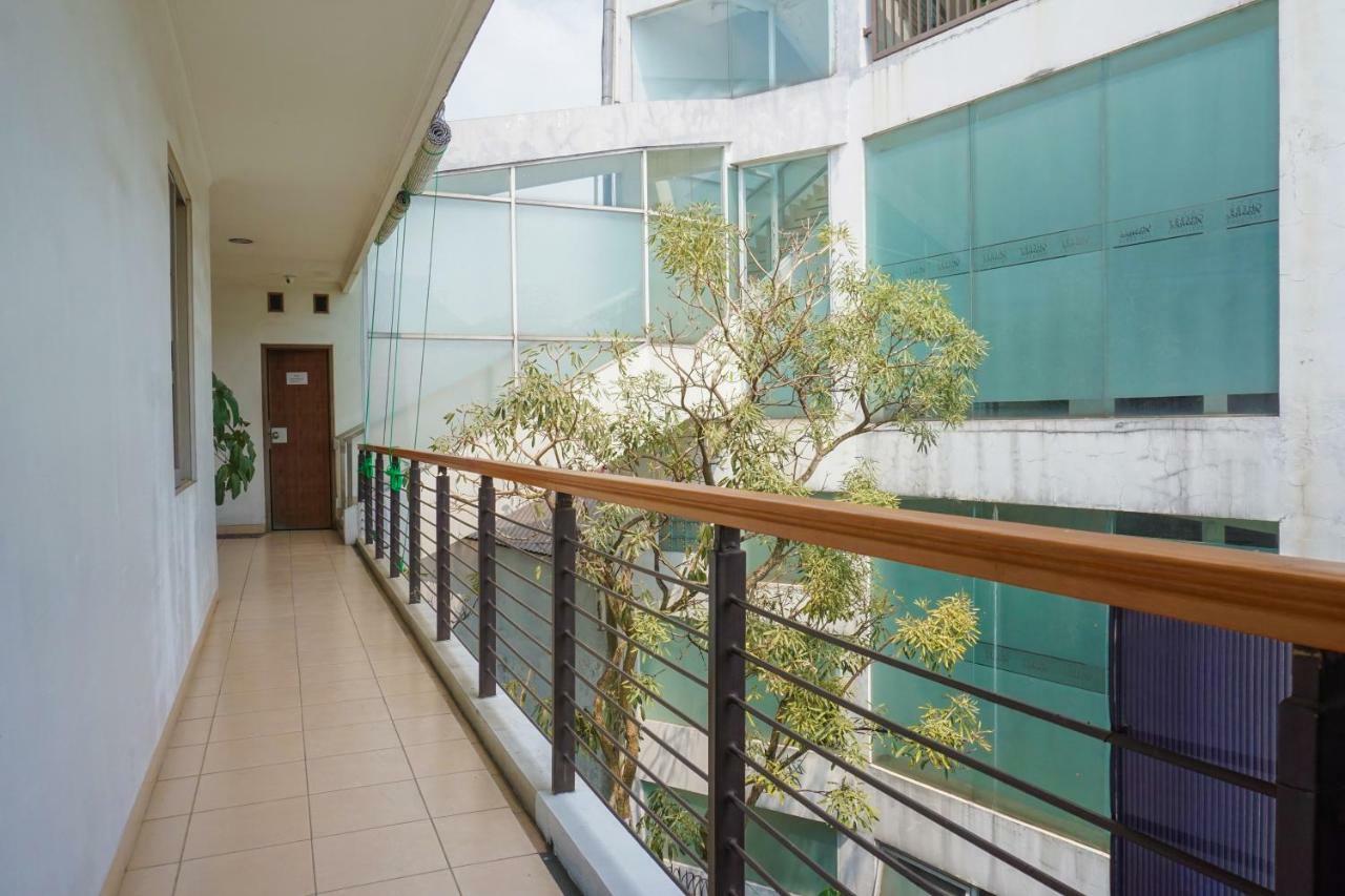 Residences By Reddoorz Near Maranatha University Bandung Exterior foto