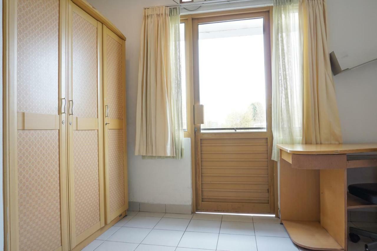 Residences By Reddoorz Near Maranatha University Bandung Exterior foto